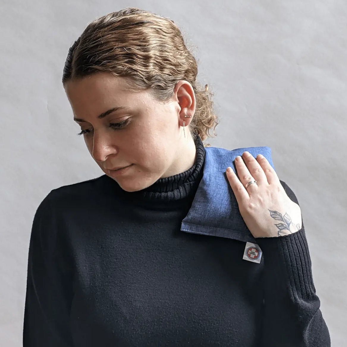 Find Relief with weighted Relief Wrap | Hug Patrol